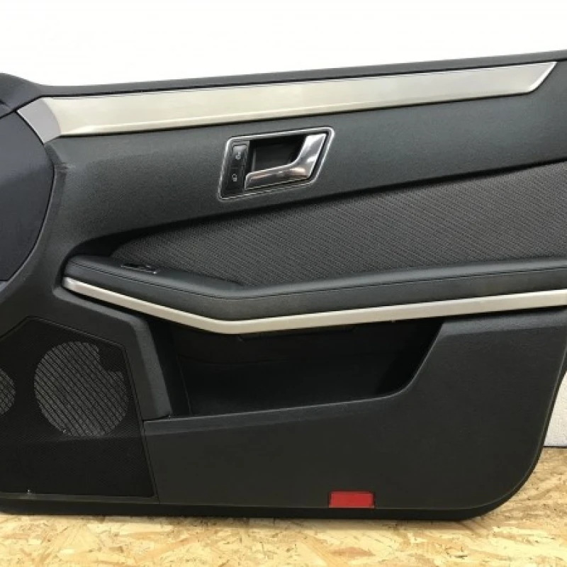 Panou tapiterie usa dreapta fata / Mercedes-Benz E Class W212 2010 / Interior