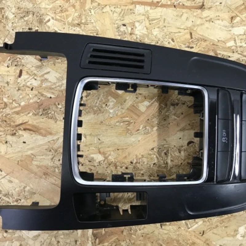 Grila timoniera / Audi A4 B8 2013 / Interior