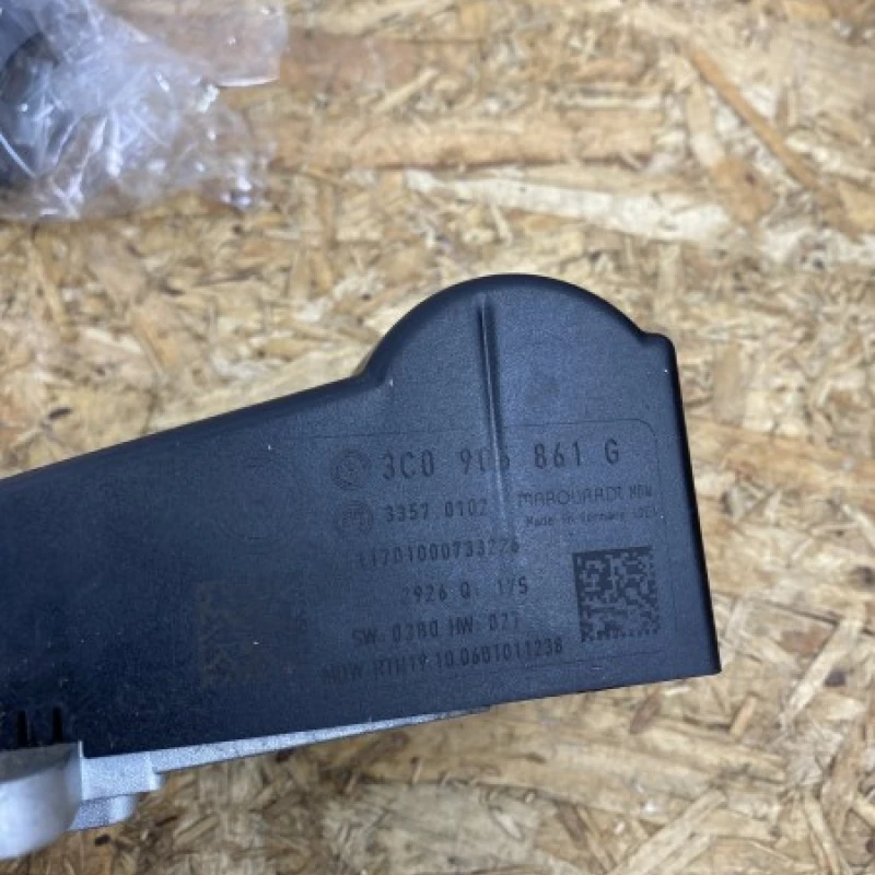 Blocator Ax volan / Volkswagen Passat B6 2007 / Directie si suspensie