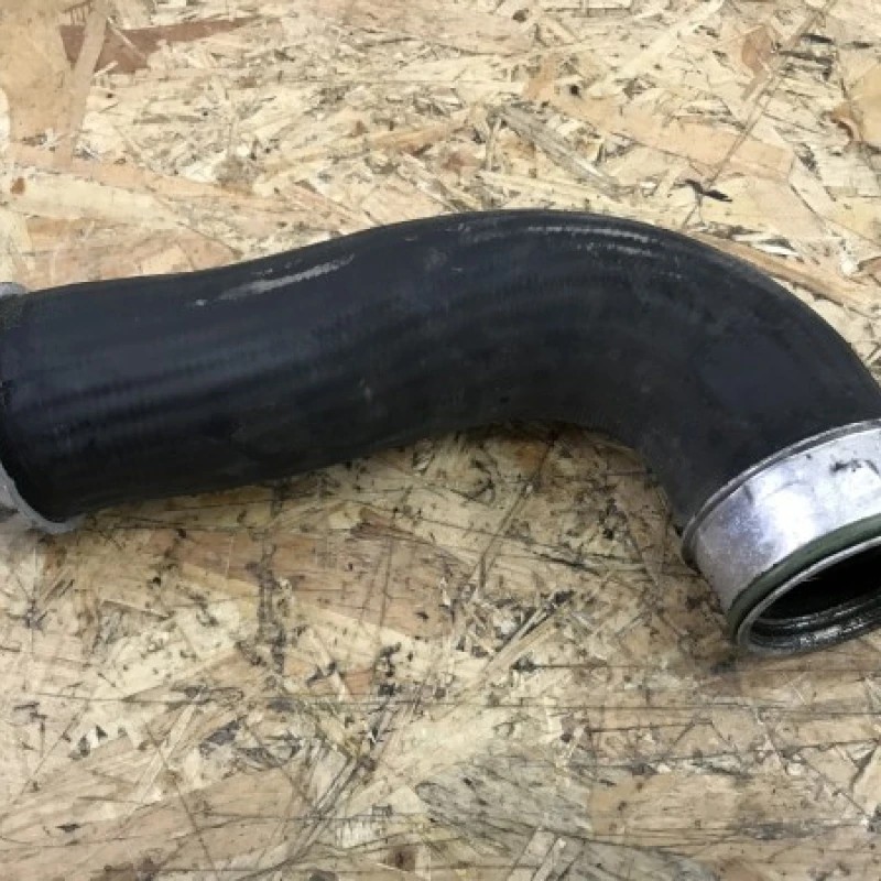 Furtun intercooler / Volkswagen Passat B6 2007 / Motor, racire si evacuare