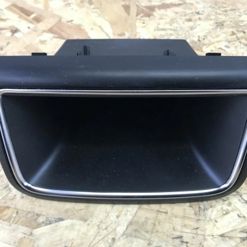 Buzunar consola / Audi A4 B8 2009 / Interior