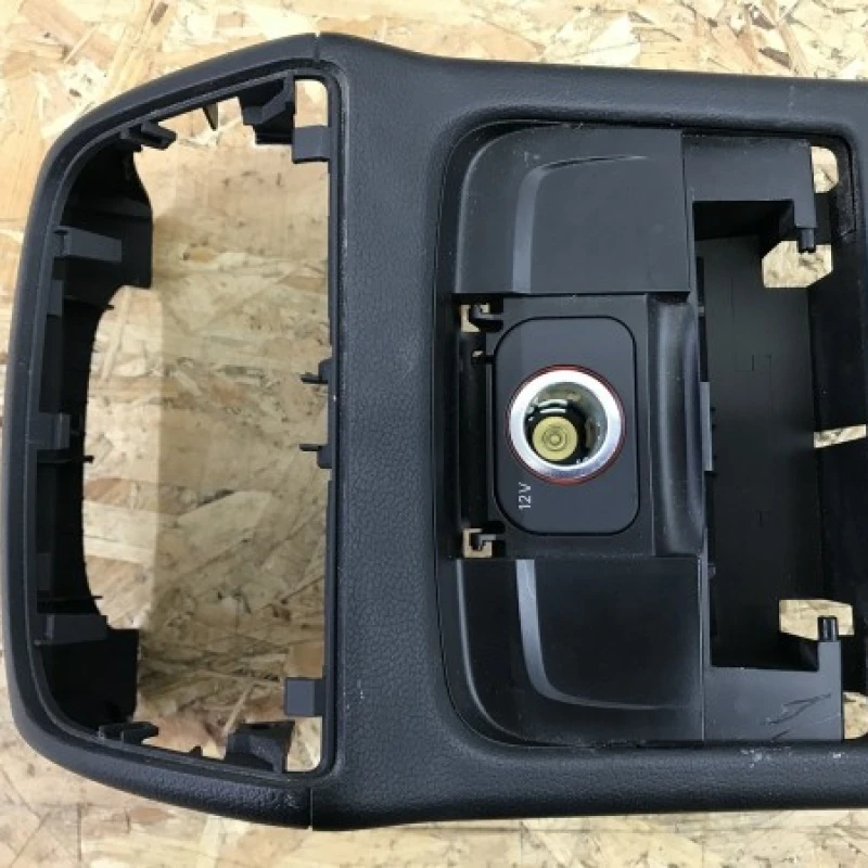 Grila aerisire spate / Audi A4 B8 2009 / Interior