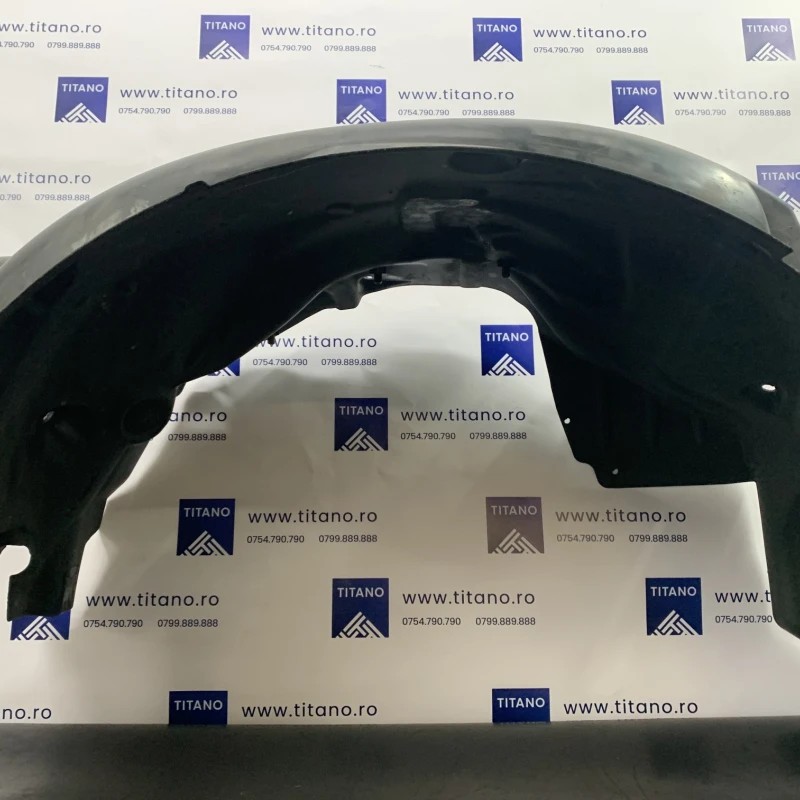 Carenaj dreapta fata mare / Land Rover Range Rover Sport Range Rover Sport 2011 / Caroserie, oglinzi si faruri