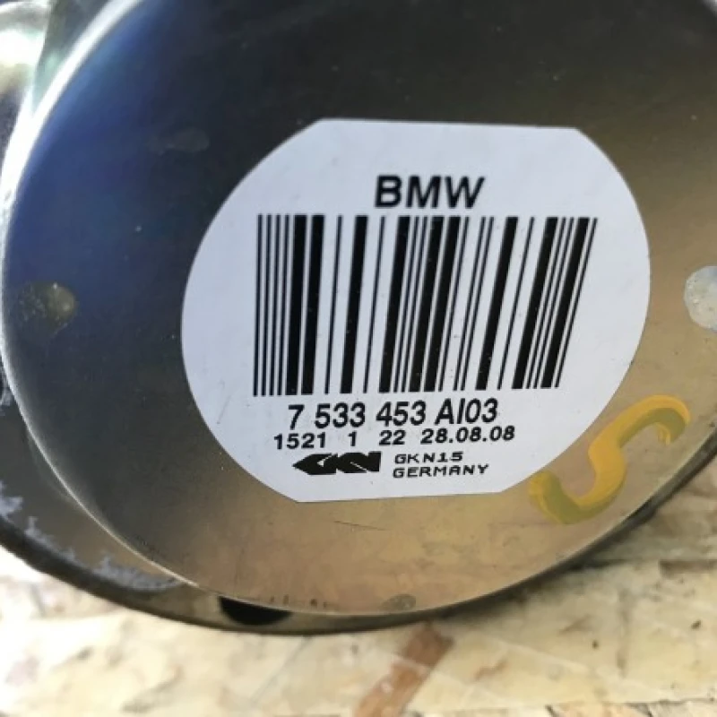 Planetara dreapta spate / BMW Seria 1 E81 2011 / Cutie viteze, ambreiaj, transmisie