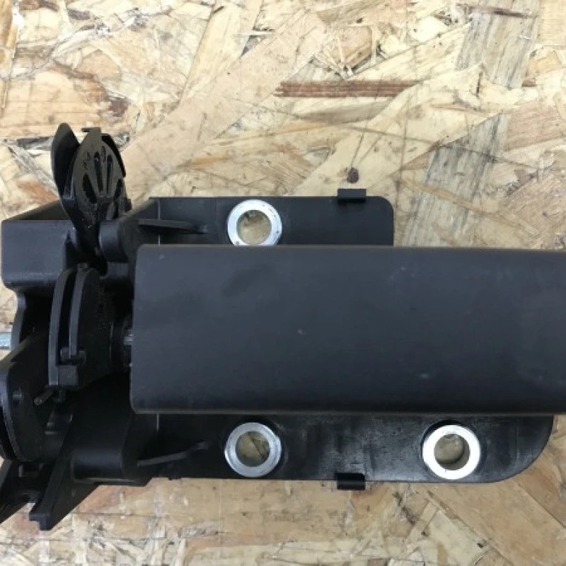 Maner deschidere usa dreapta spate / Volkswagen Sharan 7N 2011 / Caroserie, oglinzi si faruri