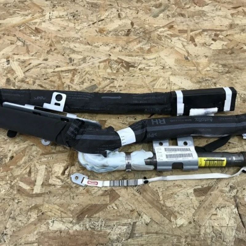 Airbag cortina dreapta / Nissan Navara D40 2010 / Interior