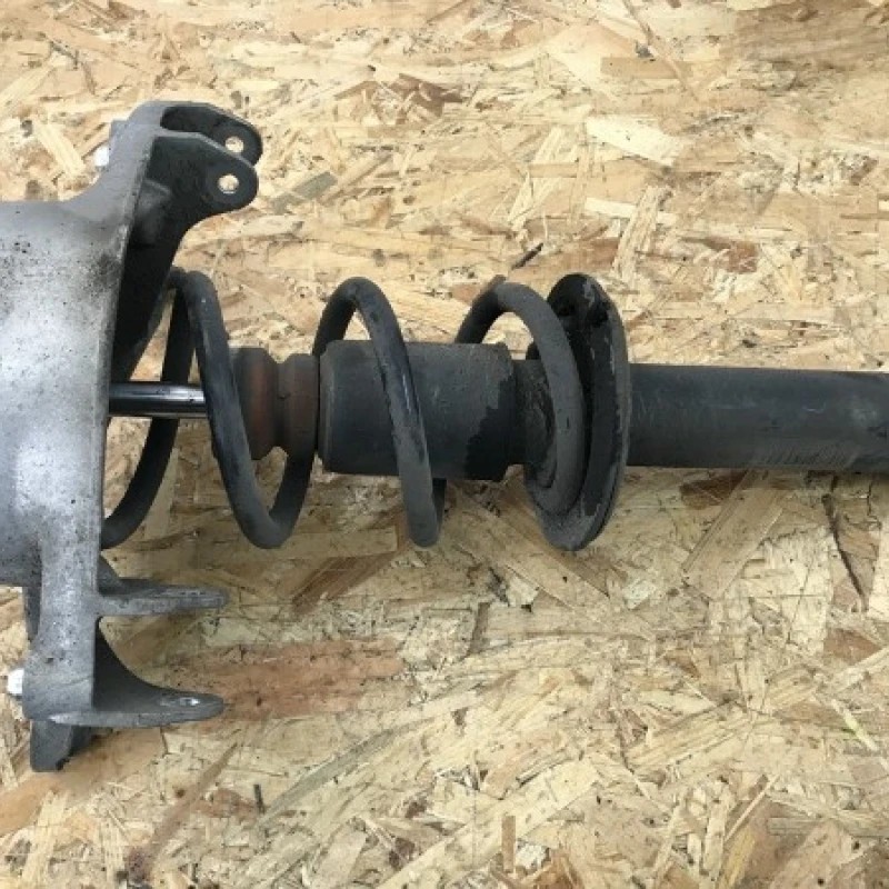 Amortizor cu arc stanga fata / Audi A4 B8 2013 / Directie si suspensie