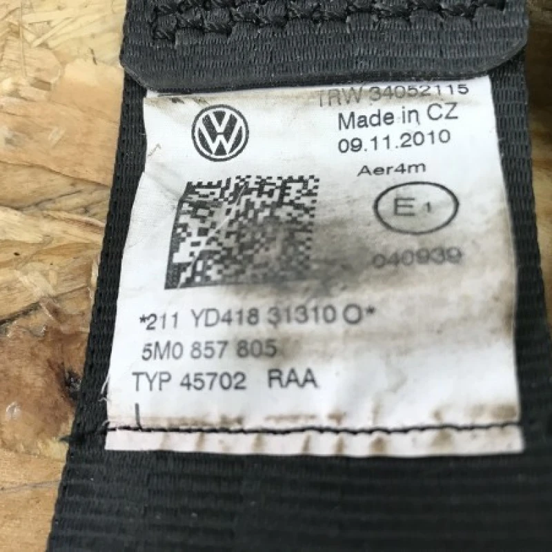 Centura siguranta stanga spate / Volkswagen Golf Plus MK6 2011 / Interior