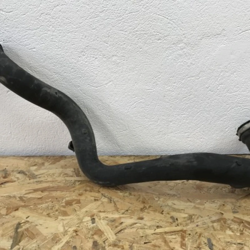 Tub intercooler fara senzor / Audi A4 B8 2013 / Motor, racire si evacuare