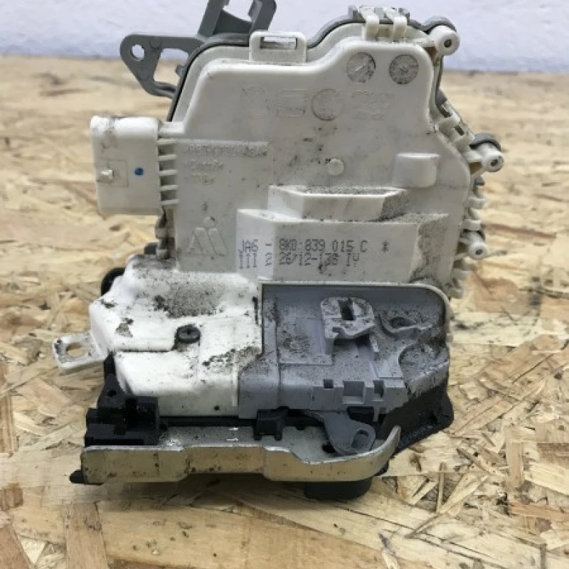Iala broasca usa stanga spate Audi 
