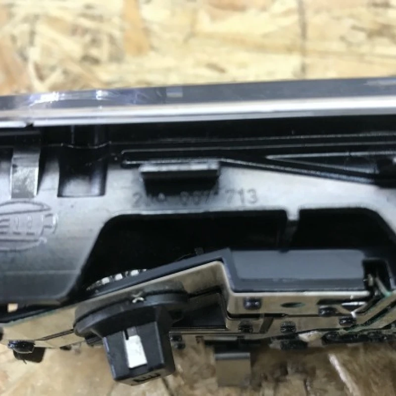 Lampa plafonier / BMW X3 E83 LCI 2008 / Audio si electronice