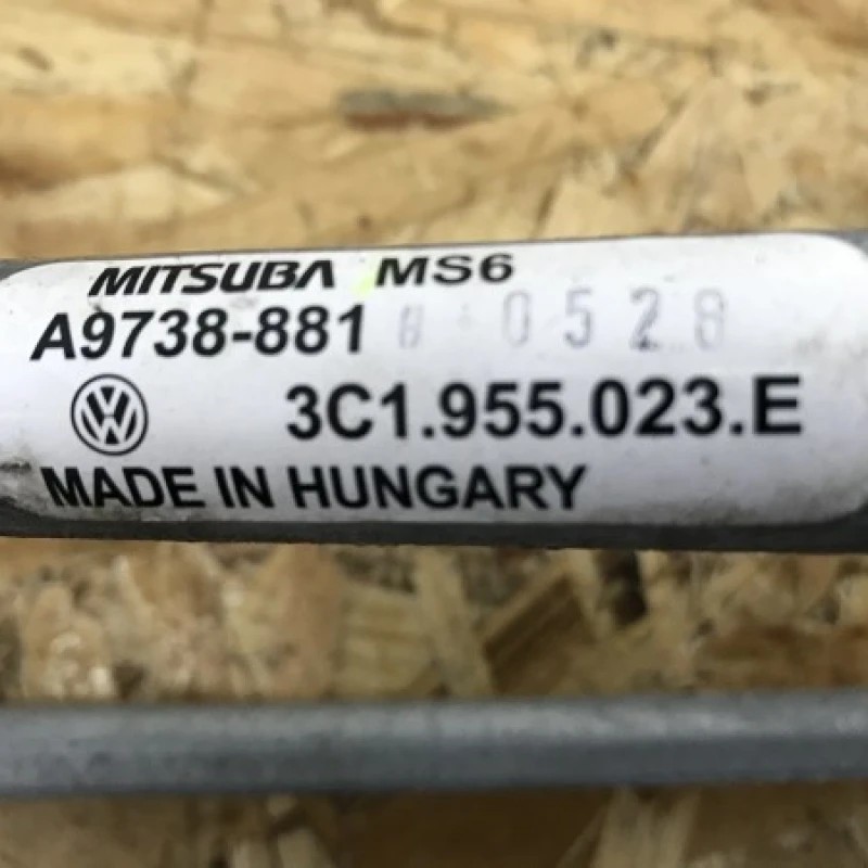 Ansamblu stergator / Volkswagen Passat B6 2009 / Caroserie, oglinzi si faruri