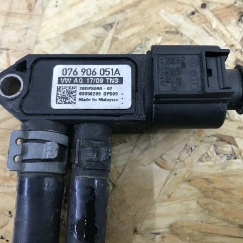 Senzor presume / Volkswagen Passat B6 2009 / Audio si electronice