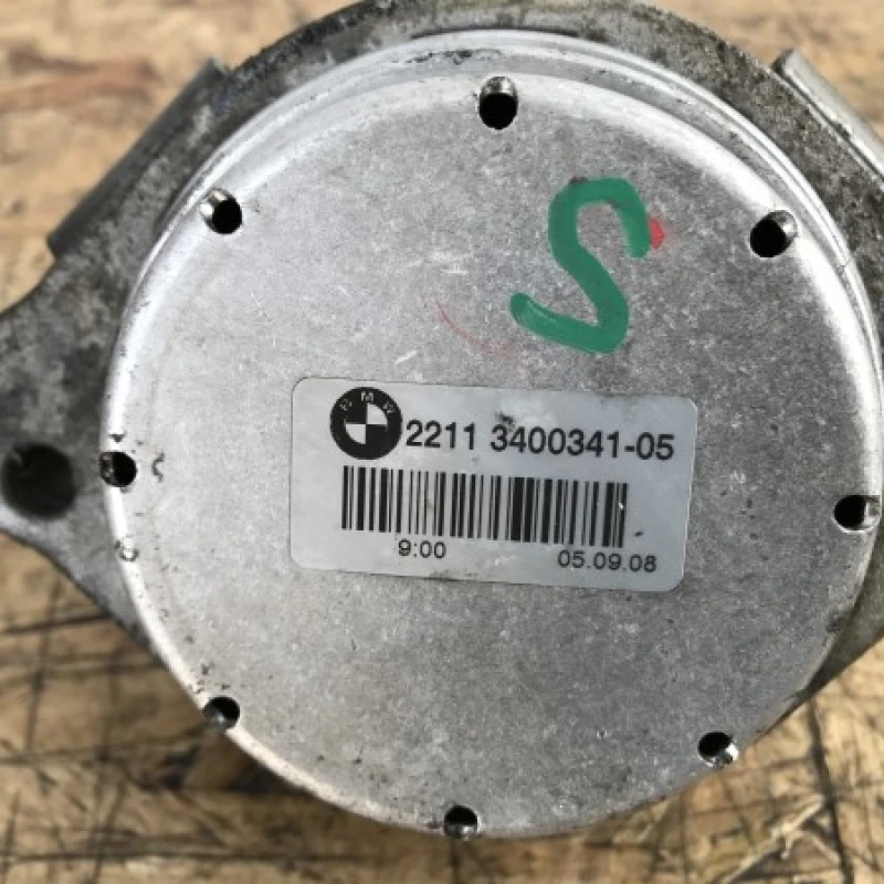 Suport motor stanga / BMW X3 E83 LCI 2008 / Motor, racire si evacuare