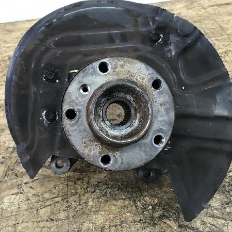 Fuzeta dreapta fata / BMW X3 E83 LCI 2008 / Directie si suspensie
