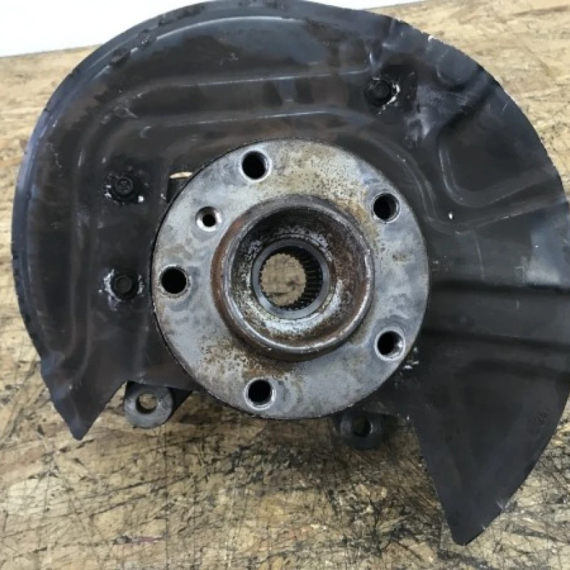 Fuzeta dreapta fata / BMW X3 E83 LCI 2008 / Directie si suspensie