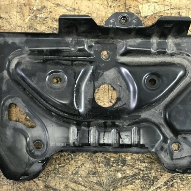 Suport baterie / Mercedes-Benz E Class W212 2010 / Caroserie, oglinzi si faruri