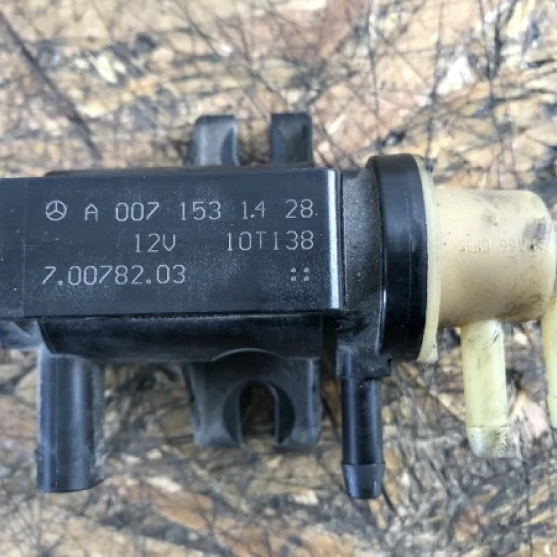 Supapa vacuum / Mercedes-Benz E Class W212 2010 / Motor, racire si evacuare