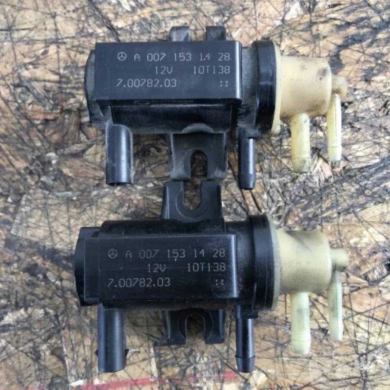 Supapa vacuum / Mercedes-Benz E Class W212 2010 / Motor, racire si evacuare