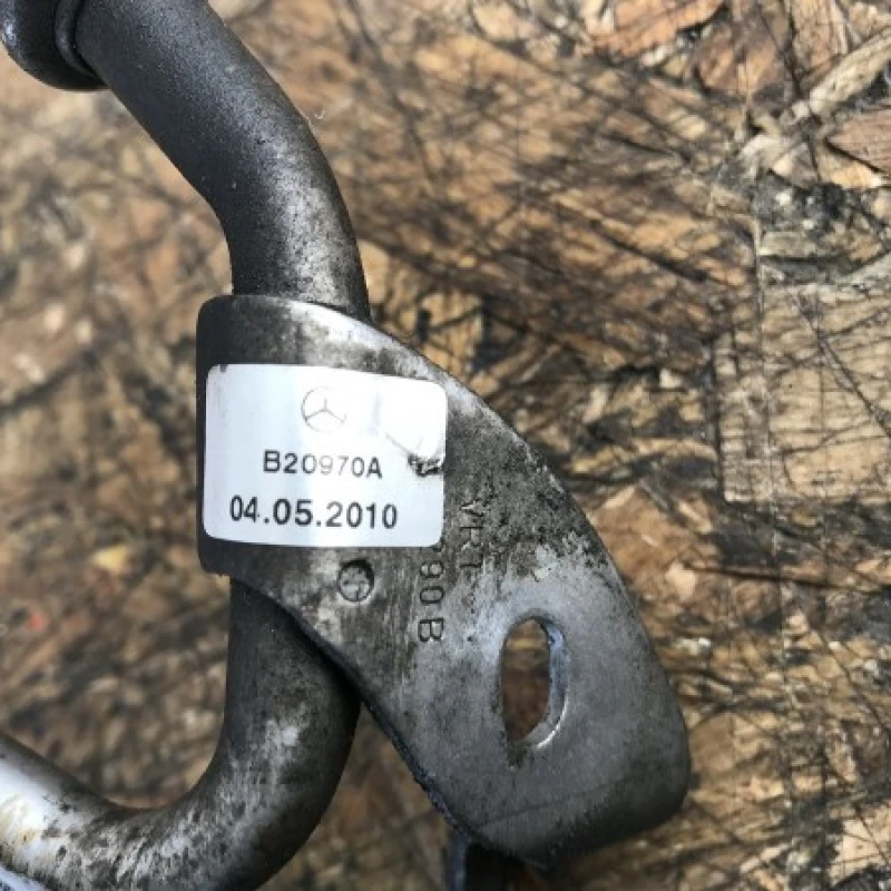 Conducta servo / Mercedes-Benz E Class W212 2010 / Motor, racire si evacuare