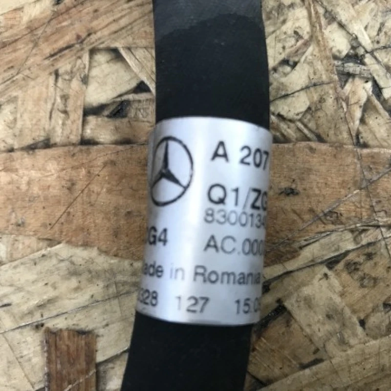 Conducta clima / Mercedes-Benz E Class W212 2010 / Climatizare