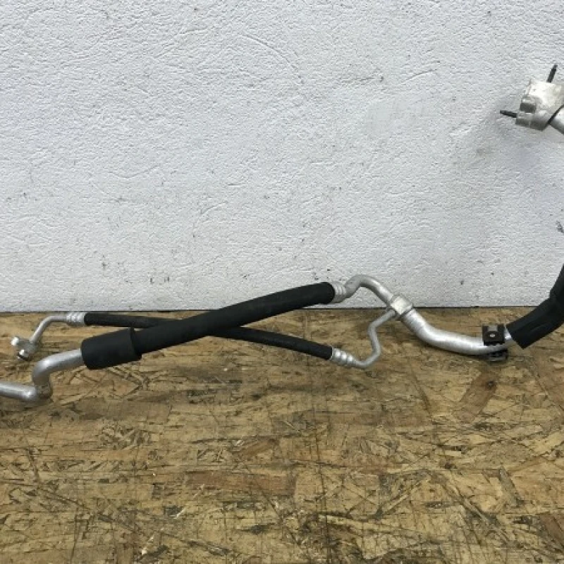 Conducta clima / Mercedes-Benz E Class W212 2010 / Climatizare