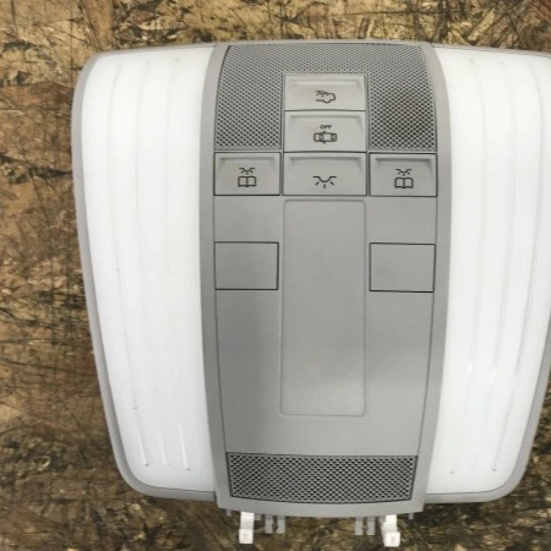 Lampa plafoniera / Mercedes-Benz E Class W212 2010 / Interior