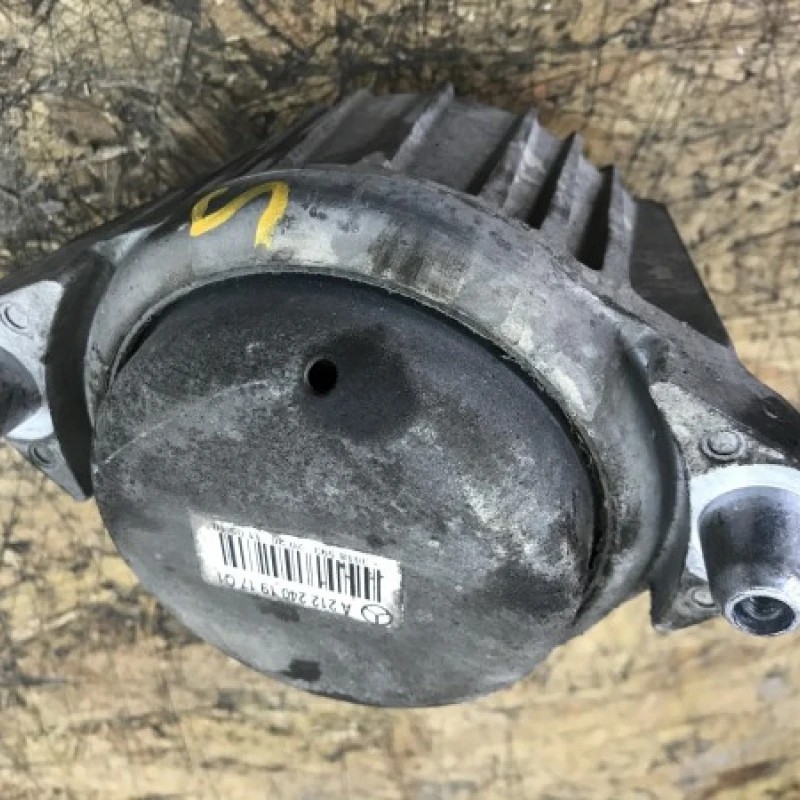 Tampon motor stanga fata / Mercedes-Benz E Class W212 2010 / Motor, racire si evacuare