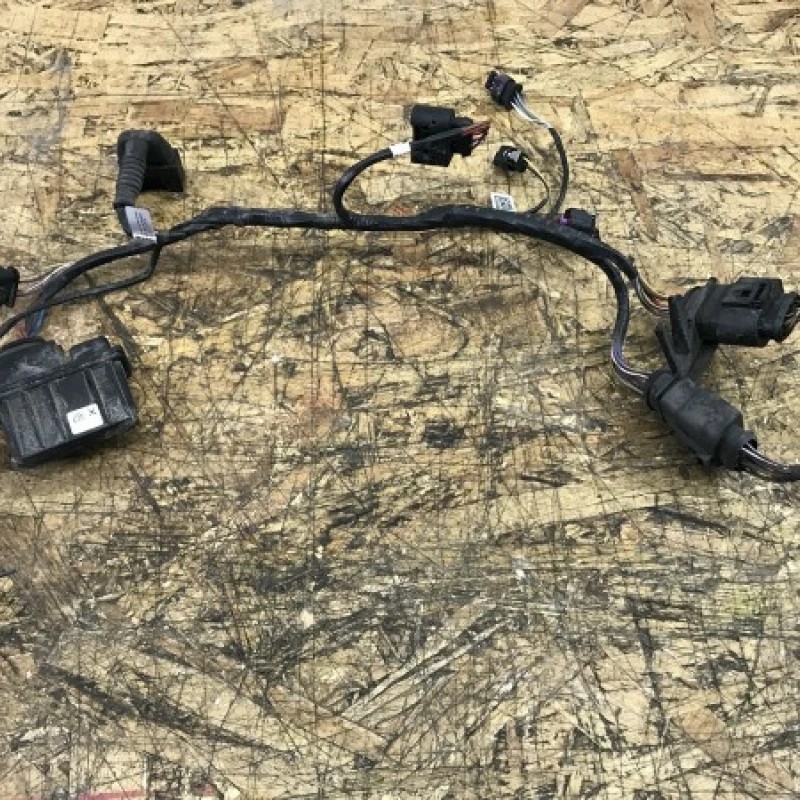 Calculator adblue / Volkswagen Sharan 7N 2011 / Audio si electronice