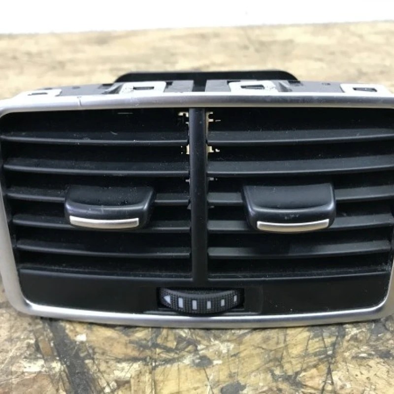 Grila aer spate / Audi A6 C6 2009 / Interior