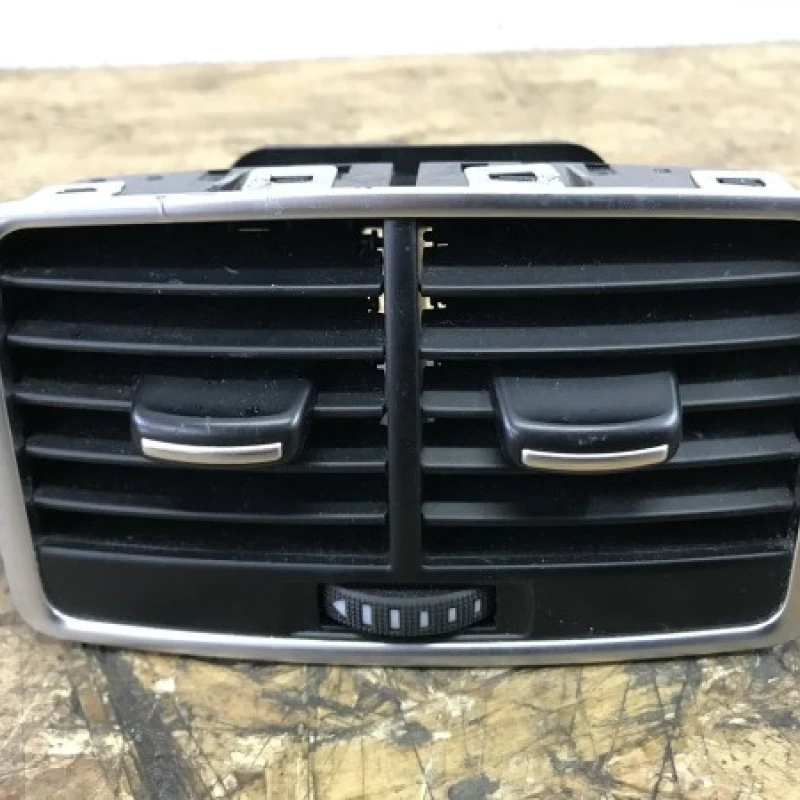 Grila aer spate / Audi A6 C6 2009 / Interior
