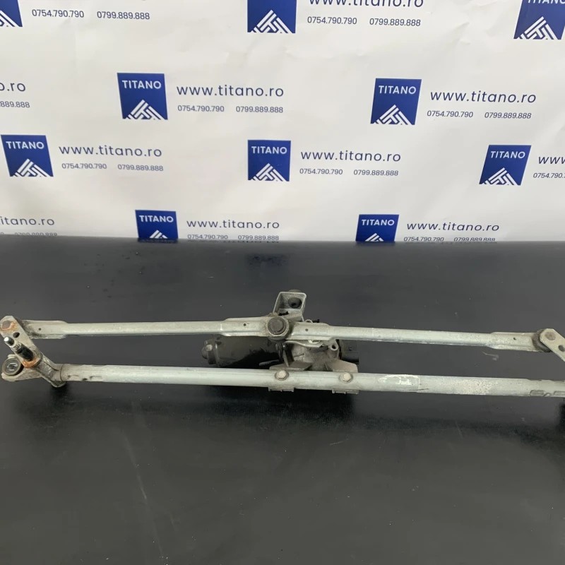 Ansamblu stergatoare cu motoras / Land Rover Range Rover Sport Range Rover Sport 2011 / Caroserie, oglinzi si faruri