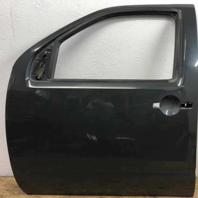 Usa stanga fata Nissan Navara D40 2010