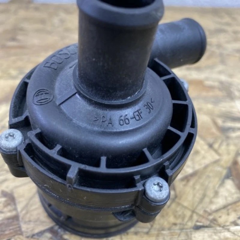 Pompa recirculare apa / Mercedes-Benz E Class W212 2010 / Motor, racire si evacuare