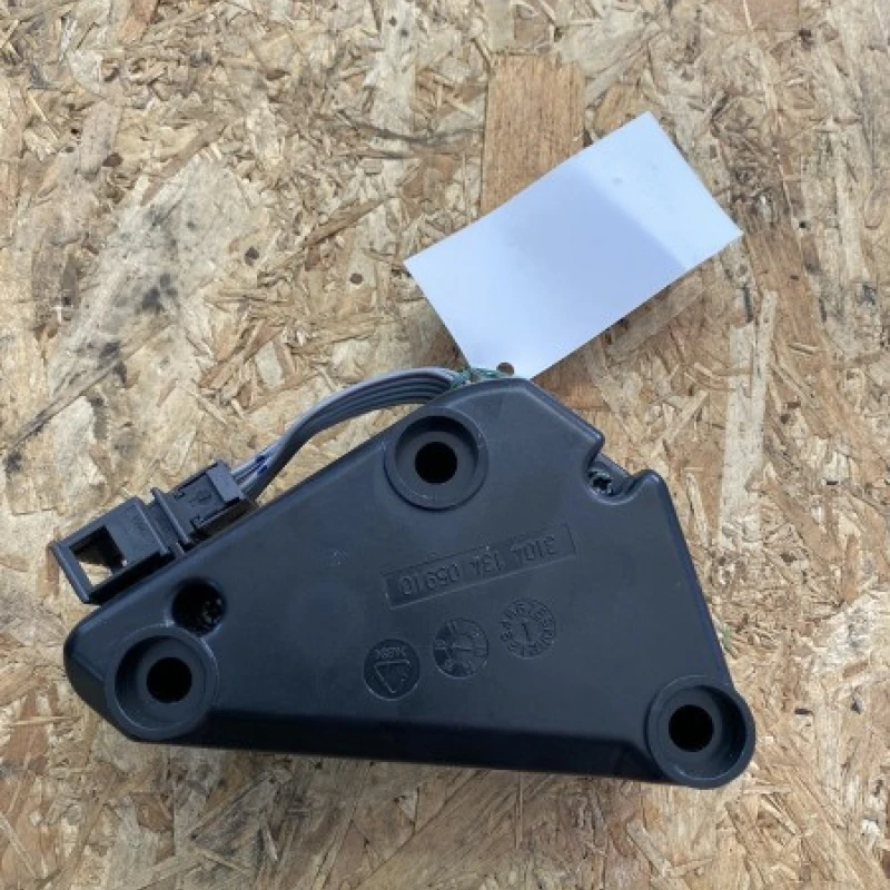 Modul amplificator audio / Volkswagen Golf Plus MK6 2011 / Audio si electronice