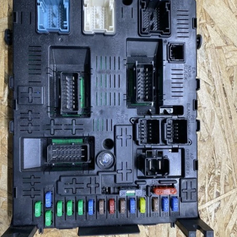 Modul electronic Peugeot 