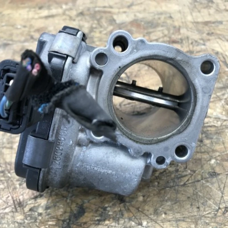 Clapeta acceleratie / Peugeot 308 308 2012 / Motor, racire si evacuare