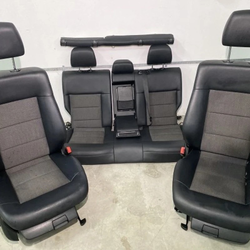 Scaune fata spate / Mercedes-Benz E Class W212 2010 / Interior