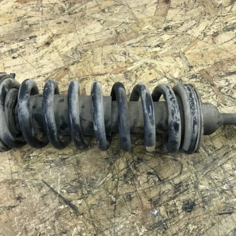 Amortizor cu arc fata / Nissan Navara D40 2010 / Directie si suspensie