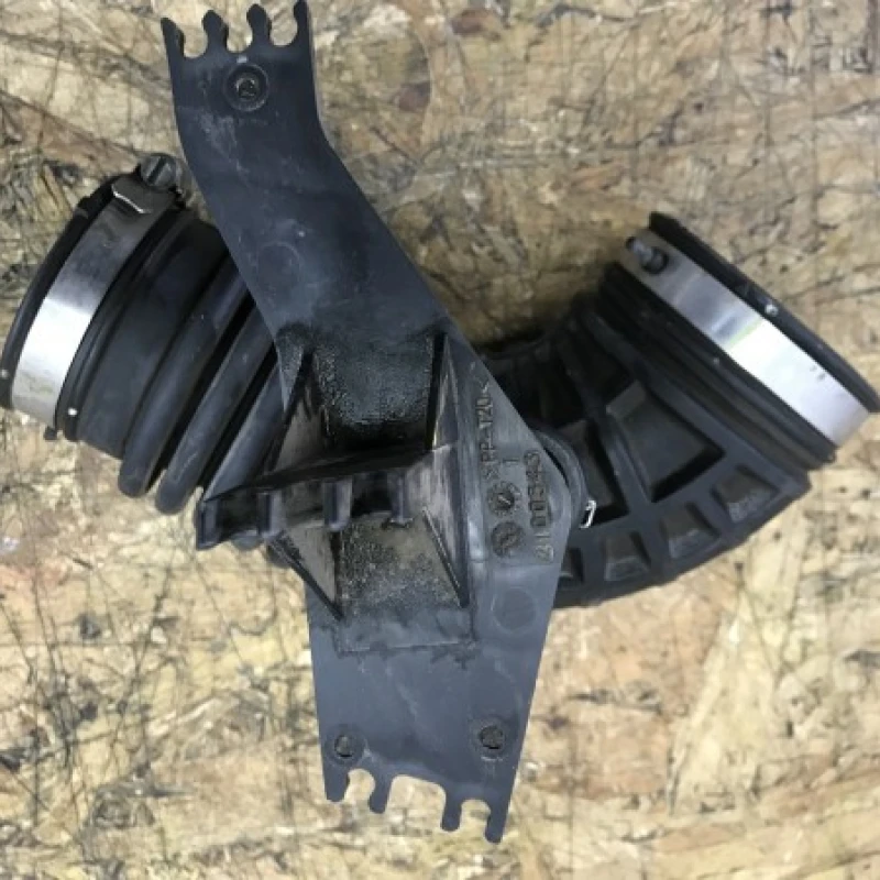 Furtun intercooler Nissan 