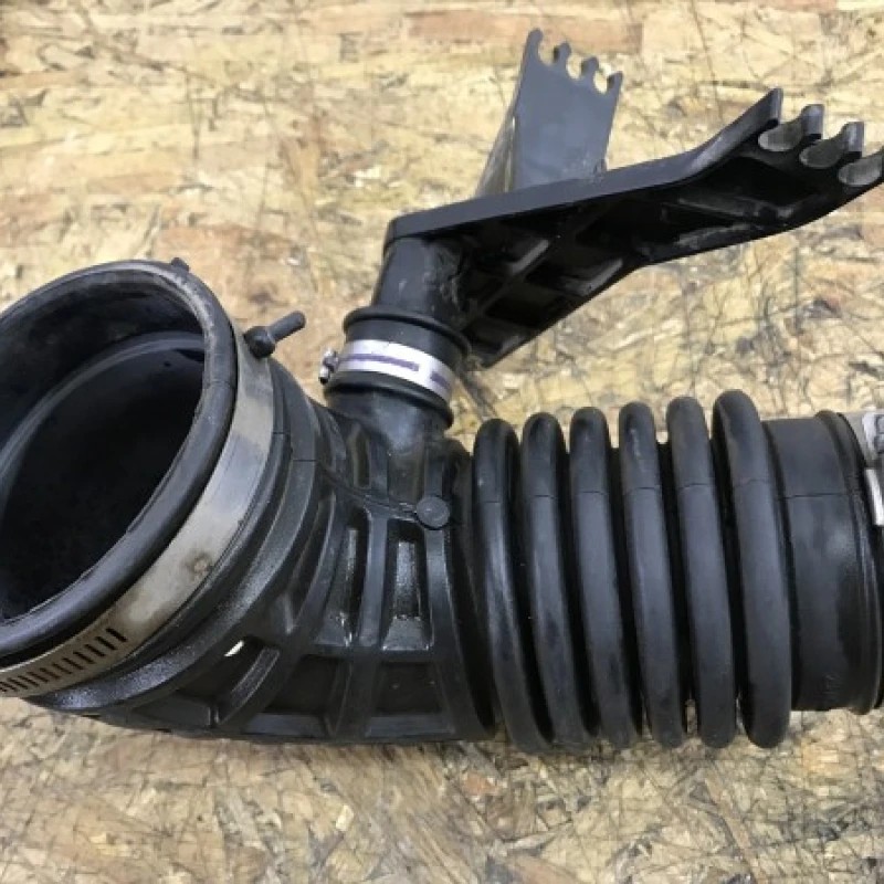 Furtun intercooler / Nissan Navara D40 2010 / Motor, racire si evacuare