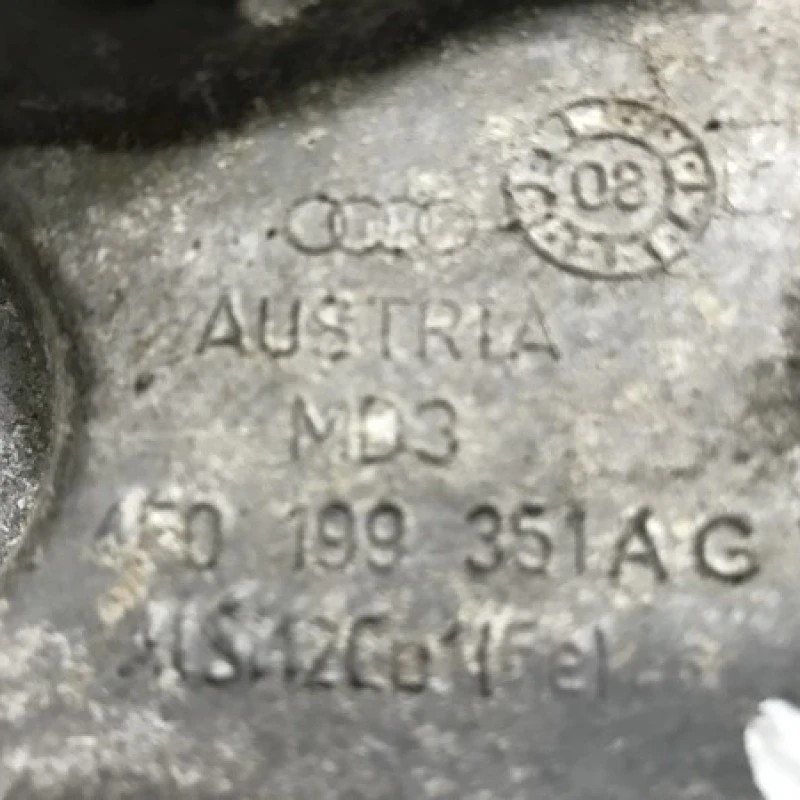 Suport bara stabilizare stanga / Audi A6 C6 2009 / Caroserie, oglinzi si faruri