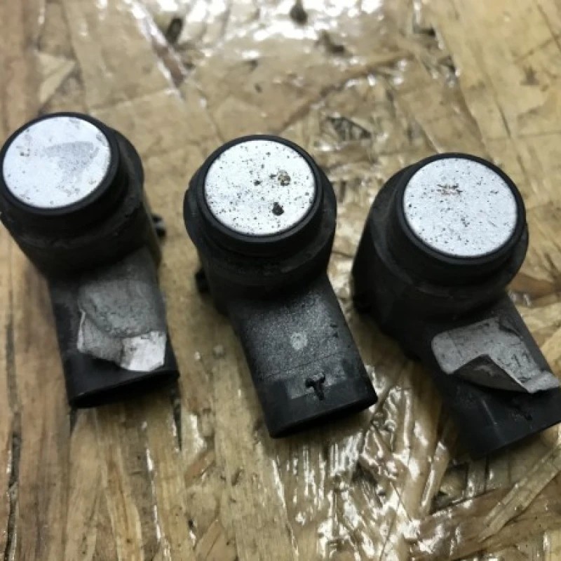 Senzor parcare fata / Volkswagen Sharan 7N 2011 / Audio si electronice