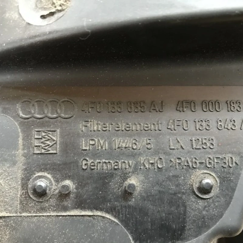 Carcasa filtru aer / Audi A6 C6 2009 / Motor, racire si evacuare