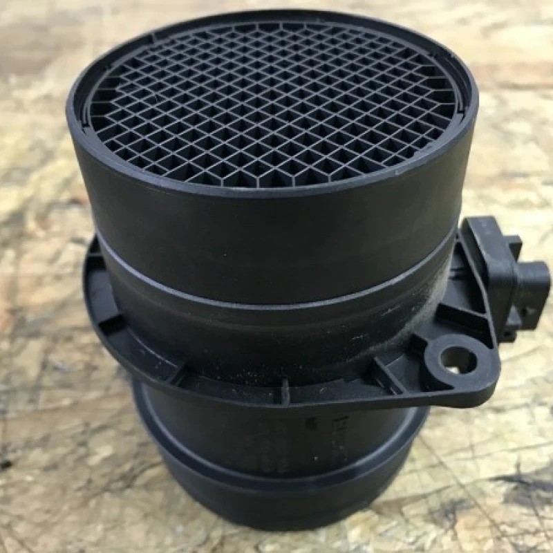 Debitmetru aer Volkswagen Tiguan 5N 2011