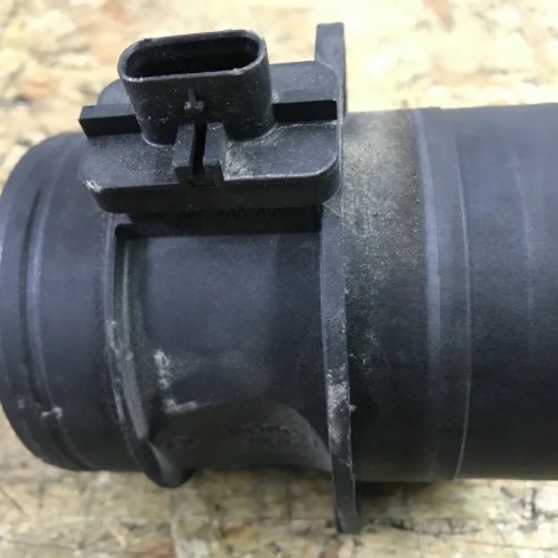 Debitmetru aer / Volkswagen Tiguan 5N 2011 / Audio si electronice