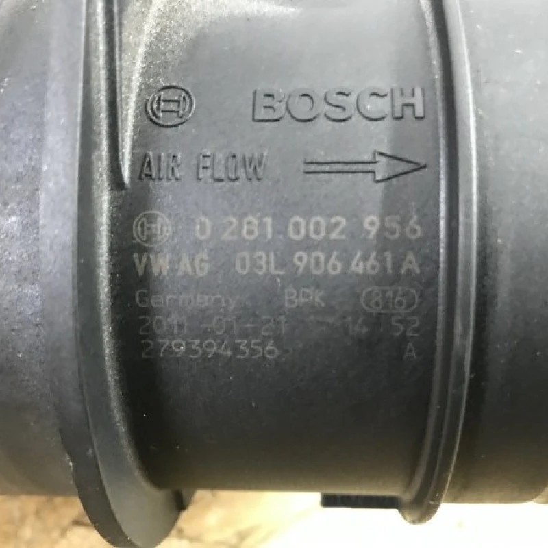 Debitmetru aer / Volkswagen Tiguan 5N 2011 / Audio si electronice