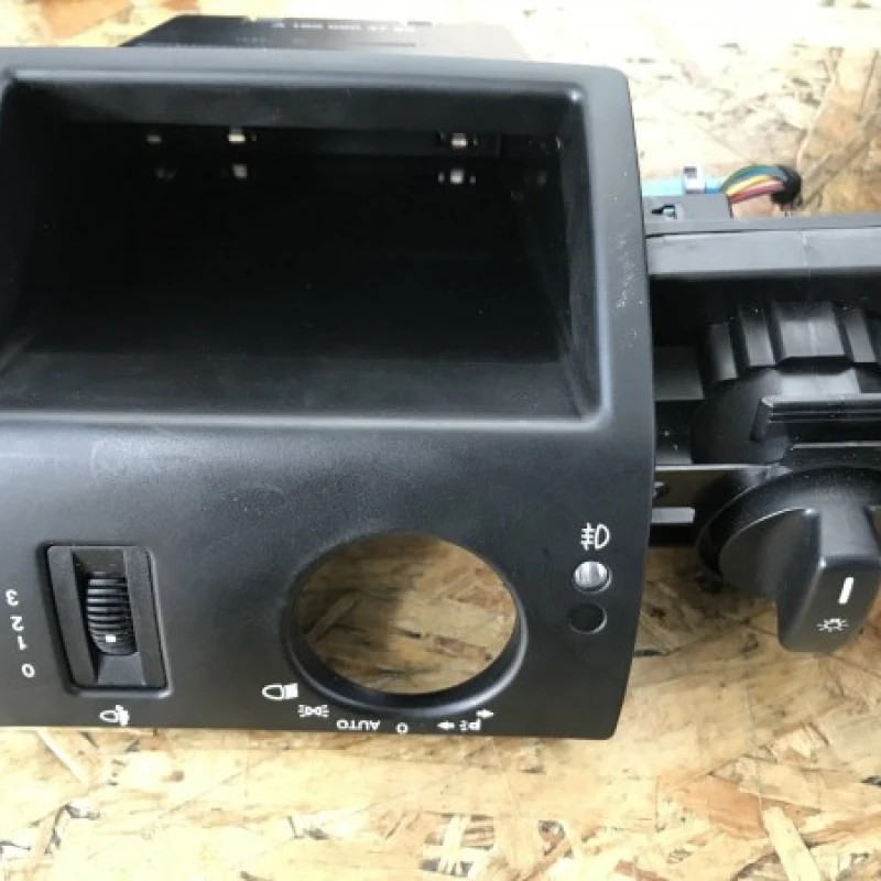 Bloc lumini reglaj faruri / Mercedes-Benz A Class W169 2010 / Audio si electronice
