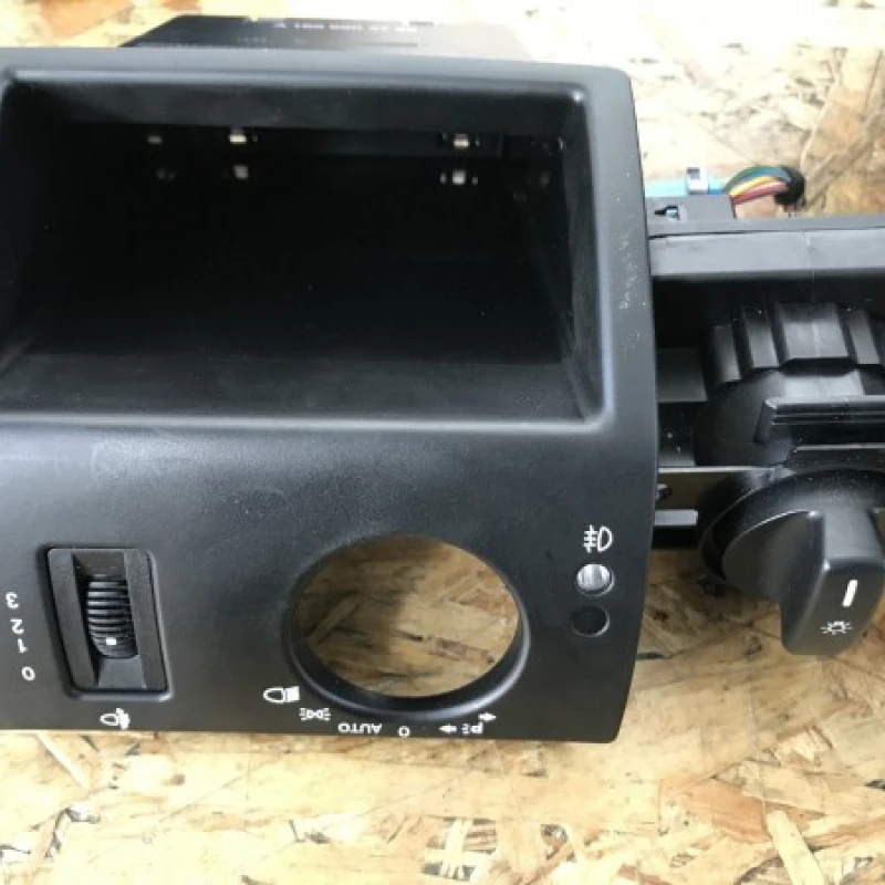 Bloc lumini reglaj faruri / Mercedes-Benz A Class W169 2010 / Audio si electronice