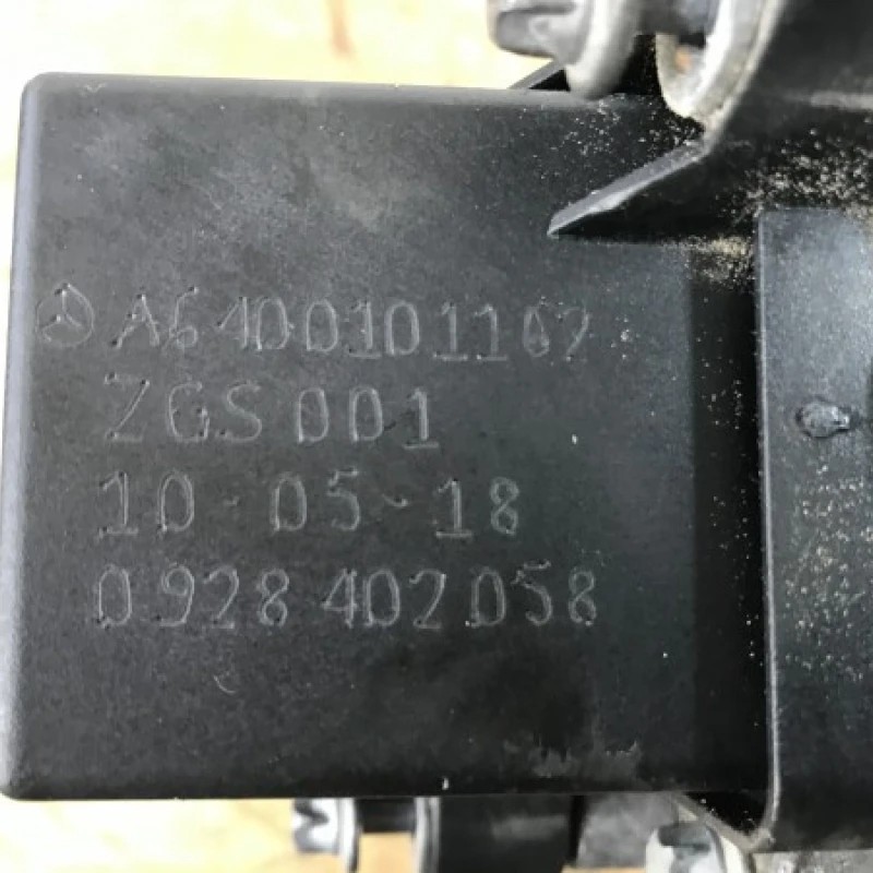 Filtru epurator ulei / Mercedes-Benz A Class W169 2010 / Motor, racire si evacuare